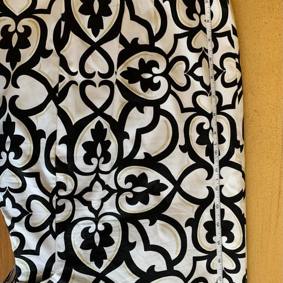 White House Black Market Size 10 Black & White Knee-Length Pencil Skirt - Picture 3 of 7